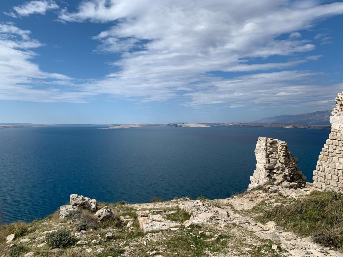 LjubačApp 4 - 6 Persons Direct On The Seaside, 1St Floor公寓 外观 照片